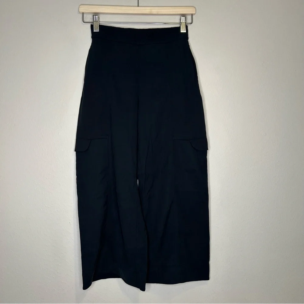 Lululemon‎ Metropolis Maven High Rise Crop Wide Leg Black Size 2